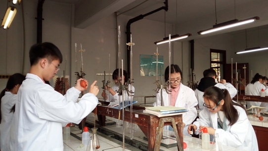 学以致用.JPG 学以致用.JPG