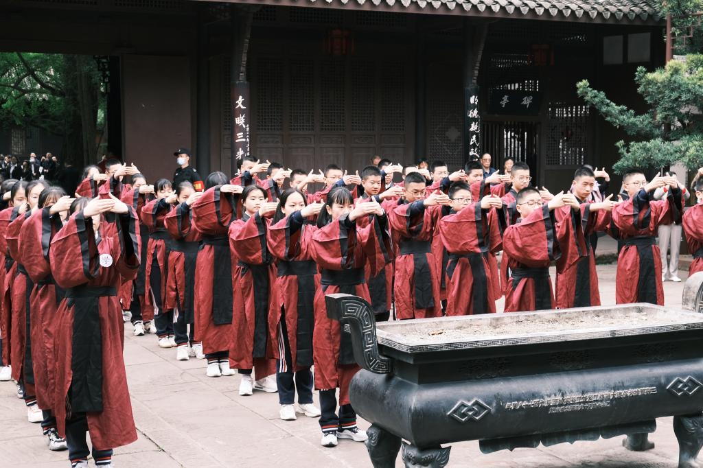 常态化的三苏研学 常态化的三苏研学